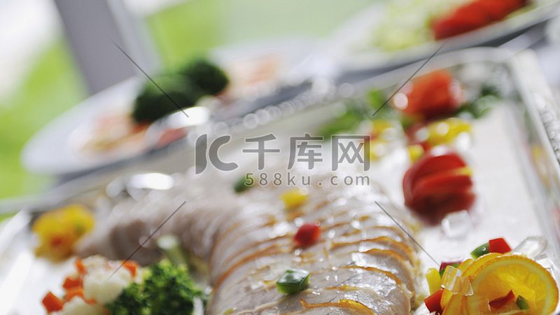办公室休闲食品，如何选择厂家直供？**